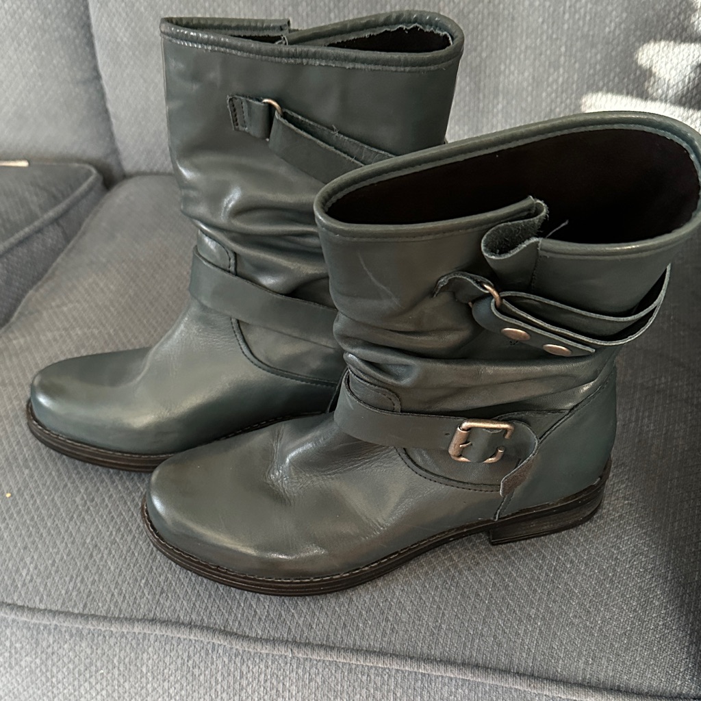 New Eric Michaels Short Slouch Boots